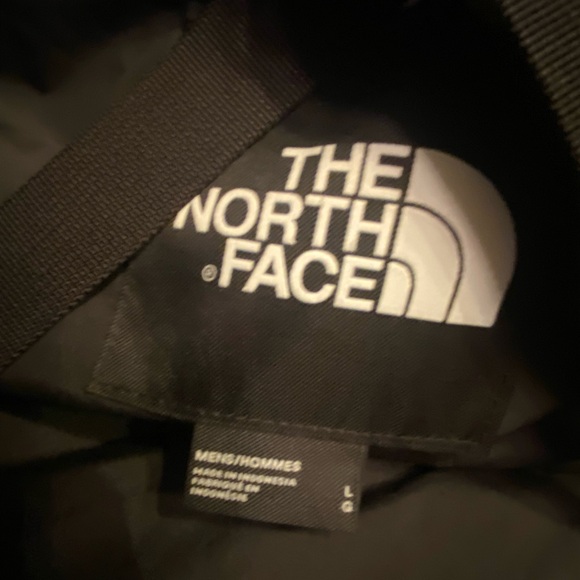 THE NORTH FACE
Men's Expedition
McMurdo Parka, Black - Picture 5 of 11
